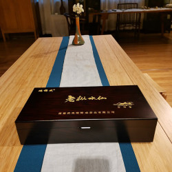 瑞锦成 木质礼盒配礼袋8克*18罐