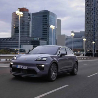 PORSCHE 保时捷 Macan 纯电动 24款 Macan 4