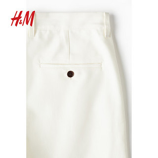 H&M2024夏季男装标准版型休闲短裤1225249 白色 165/72