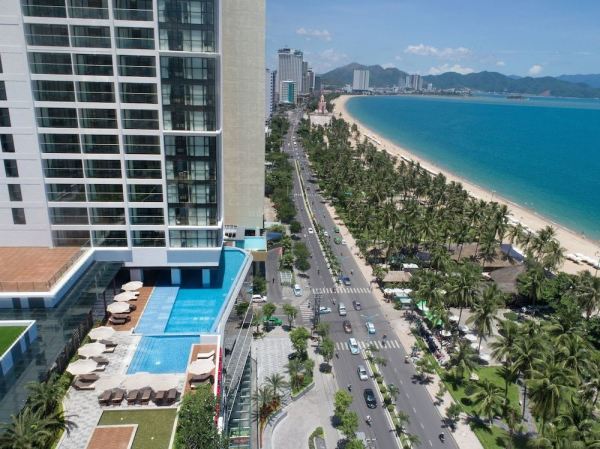 出门就是芽庄海滩!五一不加价!芽庄温佩海滨酒店 城景房1晚套餐(含双早+珍珠岛乐园门票2张+免费坐缆车去珍珠港)