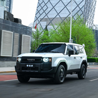 TOYOTA 一汽丰田 普拉多 24款 双擎 2.4T 穿越BX版5座