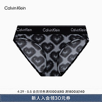 Calvin Klein内衣【摩登引力带】24春夏女士甜蜜桃心满印比基尼内裤QF7803AD LNP-静谧黑 L