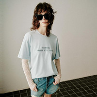 MO&Co. 摩安珂 做旧破洞标语印花宽松棉T恤女装