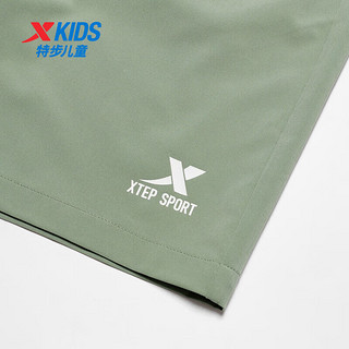 特步（XTEP）儿童运动休闲短裤夏季速干运动裤子袭击运动裤 地衣绿 130cm