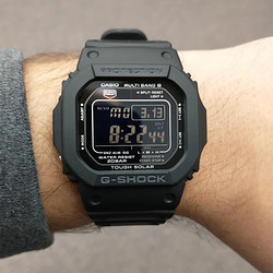 CASIO 卡西歐 G-SHOCK系列 男士太陽能電波腕表 GW-M5610U-1B