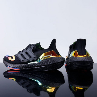 adidas 阿迪达斯 新款 ULTRABOOST 22 新款轻便缓震耐磨防滑透气运动跑步鞋HQ0965 HQ0965 41 (255mm)