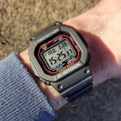 CASIO GW-M5610-1PR 太阳能电波小方块