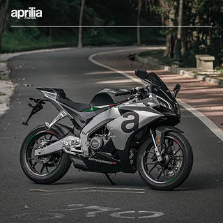 aprilia 艾普瑞利亚 阿普利亚 GPR250驭风版 aprilia 摩托车 运动跑车 仿赛 曜夜黑