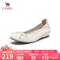 骆驼(CAMEL)坡跟单鞋女柔软羊皮蝴蝶结饰方头浅口单鞋 L24S007004
