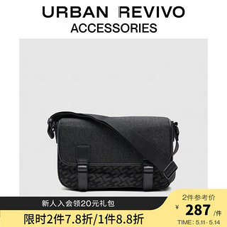 URBAN REVIVO2024夏季男士经典百搭提花斜挎包UAMB40076 黑色印花