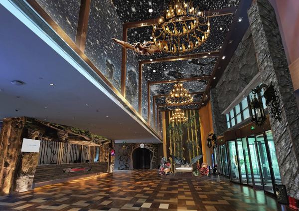 momoland是有点走魔法主题的8815汉拿山温泉是万达自营的特色酒店