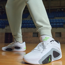 京东百亿补贴airjordantatum2塔图姆2男子实战篮球鞋fj645810040