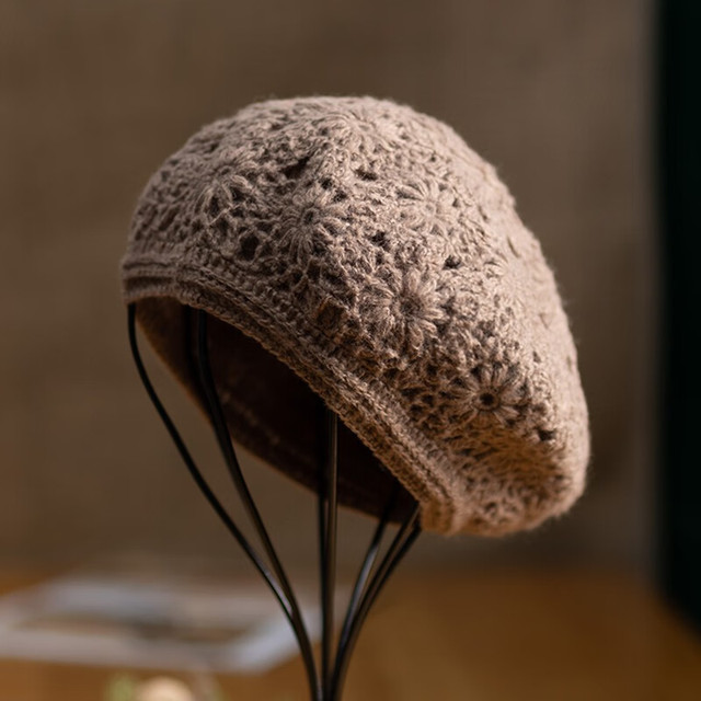 DAISHA 黛莎 新款女士秋冬帽子针织画家帽百搭时尚毛线贝雷帽 咖色