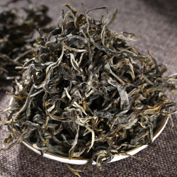 勐洛小寨2024年头春新茶老班章古树普洱茶散茶布朗山春茶精选原料老班