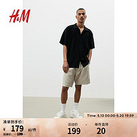 H&M男装衬衫2024夏季法式宽松褶裥罗纹八字领短袖衬衫1229332 黑色 175/108 L