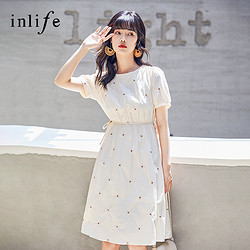 伊纳芙温柔风连衣裙女夏季新款小个子高级感收腰气质白色a字长裙