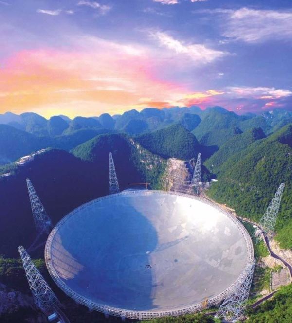 一泊二食带娃来中国天眼探寻宇宙奥秘贵州平塘天眼迎宾馆酒店高级房1