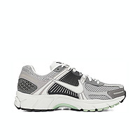 NIKE 耐克 2024年女子ZOOM VOMERO 5运动休闲鞋FB8825-001