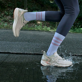 361度女鞋运动鞋【雨屏6.0】秋冬季雨屏加绒保暖防水缓震运动跑鞋女 燕麦奶/淡石青 37