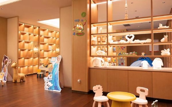 出门就是广富林，沪上遛娃好去处！上海松江广富林宰相府酒店 逸居房1晚（含4份早餐+相府礼遇+迷你吧+旅拍等）