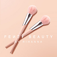 FENTY BEAUTY 蕾哈娜艺能全开3D塑颜轮廓刷修容刷195 FB（3D塑颜轮廓刷）