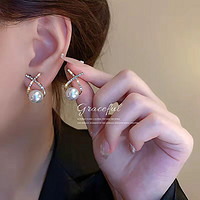 Trendolla 925銀針鑲鉆交叉珍珠耳釘高級感女韓式氣質字母X簡約法式網紅耳環 字母x耳釘