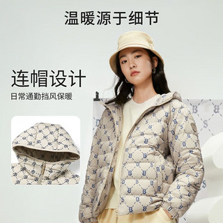 波司登春季羽绒服女款轻薄连帽90绒防风户外时尚外套B30131016 卡其经典老花9T54 170/92A