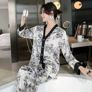 俞兆林母亲节丨冰丝睡衣女2024夏季性感吊带大码四件套装 水墨画【礼盒装四件套】 L【80-120斤】
