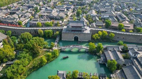 住进古城里,探李清照故居!暑假周中不加价!济南明水古城 易安悦酒店 1晚含门票早餐通兑