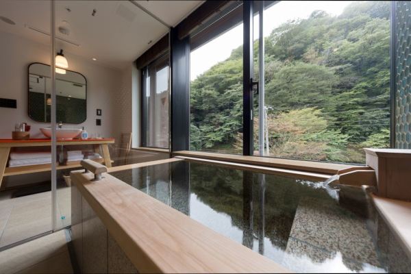 看红叶、赏雪！间间有私汤！日本HotelIndigo箱根强罗英迪格酒店 随机房型标准河景房（带私人温泉）1晚（含双早）