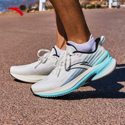 【省100元】安踏跑鞋_anta 安踏 羚跑4代丨缓震专业跑步鞋男体测速度