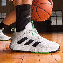 adidas阿迪达斯ownthegame20团队款实战运动篮球鞋男子阿迪达斯白黑绿