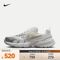 耐克（NIKE）V2K RUN 女子运动鞋 FD0736-104 39