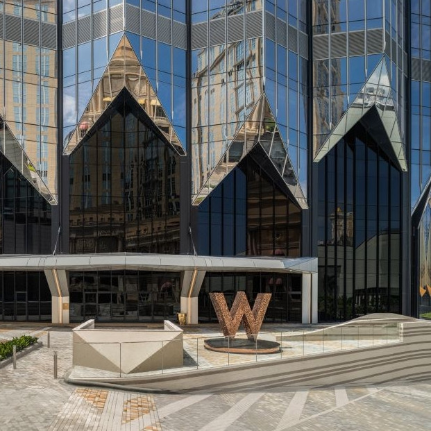 爆款返场：限时免费升房，还送600澳门币餐饮额度！澳门新濠影汇W酒店 奇妙城市景观房1晚（含双早+600澳门元消费额）