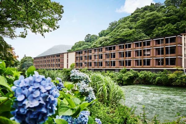 看红叶、赏雪！间间有私汤！日本HotelIndigo箱根强罗英迪格酒店 随机房型标准河景房（带私人温泉）1晚（含双早）