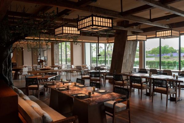 迪士尼度假区内,纯正日式温泉!上海百万石温泉酒店 指定房型1-2晚套餐(部分含2大1小早餐+泡汤尊享礼遇+迪士尼往返班车接送)