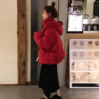 京功年轻女士红色衣服棉袄本命年羽绒棉服女冬季短款可爱结婚 酒红色 S 105-120斤