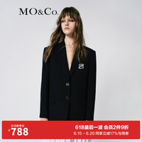 MO&Co.春秋可拆卸压褶垫肩廓形西装外套 附钻饰胸针
