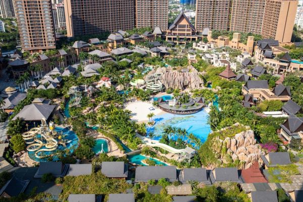 再降价,还暑假全程不加价!33000平方水乐园!三亚湾红树林木棉酒店2晚69㎡城市景观房+下午茶+旅拍等