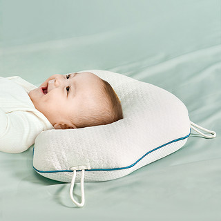 婴儿定型枕 云朵白