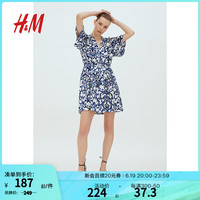 H&M女士连衣裙2024夏新款V领邹织缩褶设计连衣裙1228766 白色/蓝色图案 155/80 XS