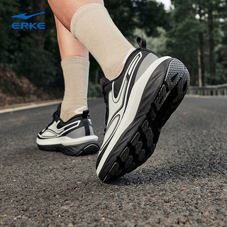 ERKE 鸿星尔克 纵横2.0户外跑步鞋男鞋2024新品回弹缓震运动鞋耐磨跑鞋
