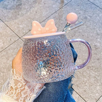 微光里玻璃水杯可爱创意马克杯带盖勺耐热女生家用杯子办公室咖啡早餐杯 粉色蝴蝶结锤纹(杯盖专属勺)