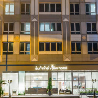性价比很高，市区位置近地铁，全程不加价！新加坡日晶酒店 高级房1晚套餐