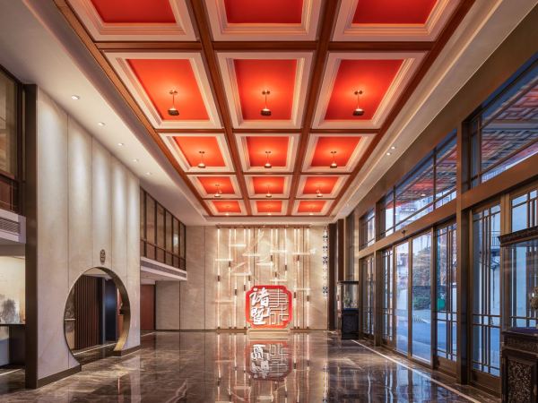 逛“世界珍珠之都”、游西施故里、周末不加价!浙江诸暨大酒店 丽致豪华房/高级房2晚可拆分(含双早)