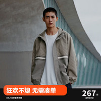 太平鸟男装老花满印夹克连帽反光宽松外套户外工装梭织休闲茄克秋