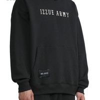 it izzue男装连帽卫衣冬季潮流质感logo装饰套头衫3146F2