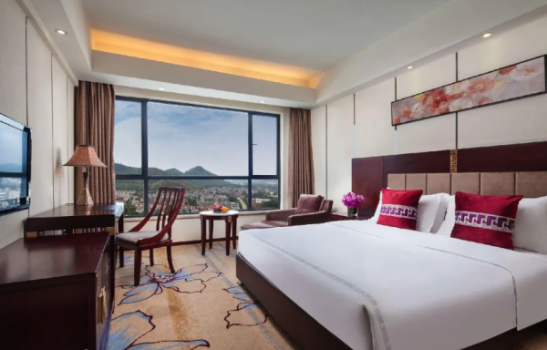 动车26min景色不输桂林200晚去打卡柳州鹿寨华禹华美达大酒店高级双床