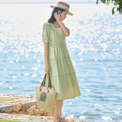 茵曼 七七同款连衣裙田园纯棉提花方领A字泡泡袖蛋糕裙 淡绿色