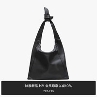 MO&Co.2024秋镜面肌理亮皮牛皮革三角手拎包单肩包MBD3HBG004 黑色 小包